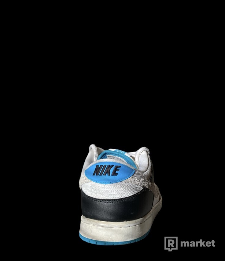 Nike Dunk SB LASER BLUE