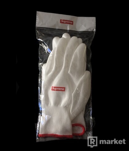 Supreme rubberized gloves