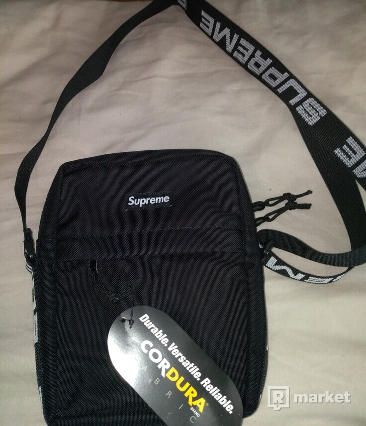 Supreme shoulderbag ss18 black