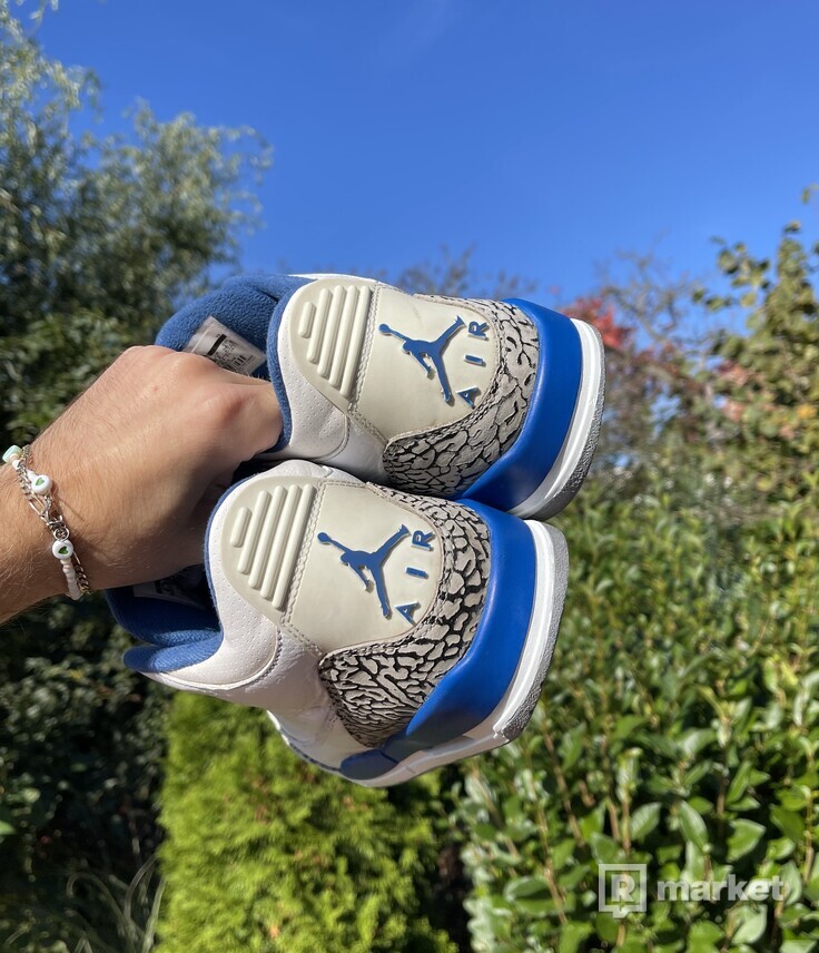 Nike Jordan 3 True Blue