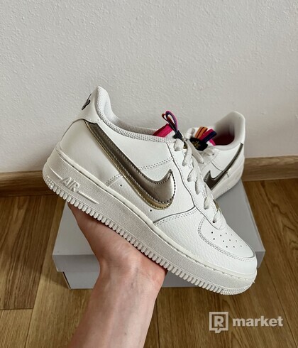 Nike Air Force 1 LV8 Double Swoosh Silver Gold