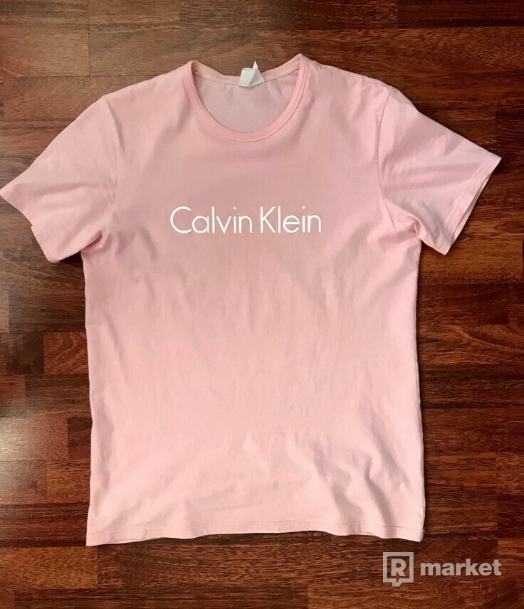 Calvin Klein tričko pink