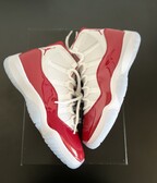 Jordan 11 Cherry