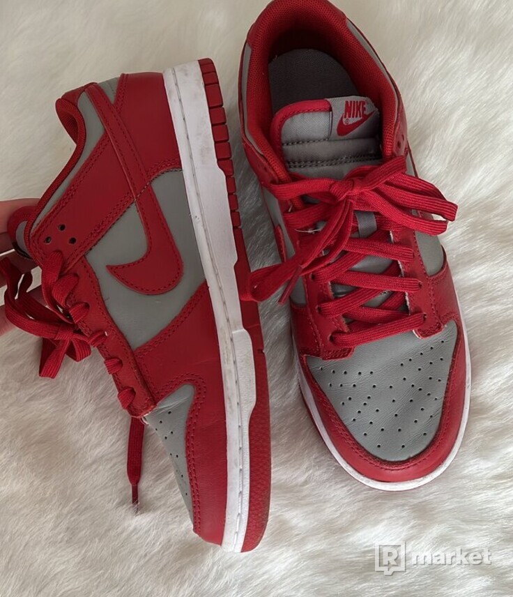 Nike Dunk Low Medium Grey Red