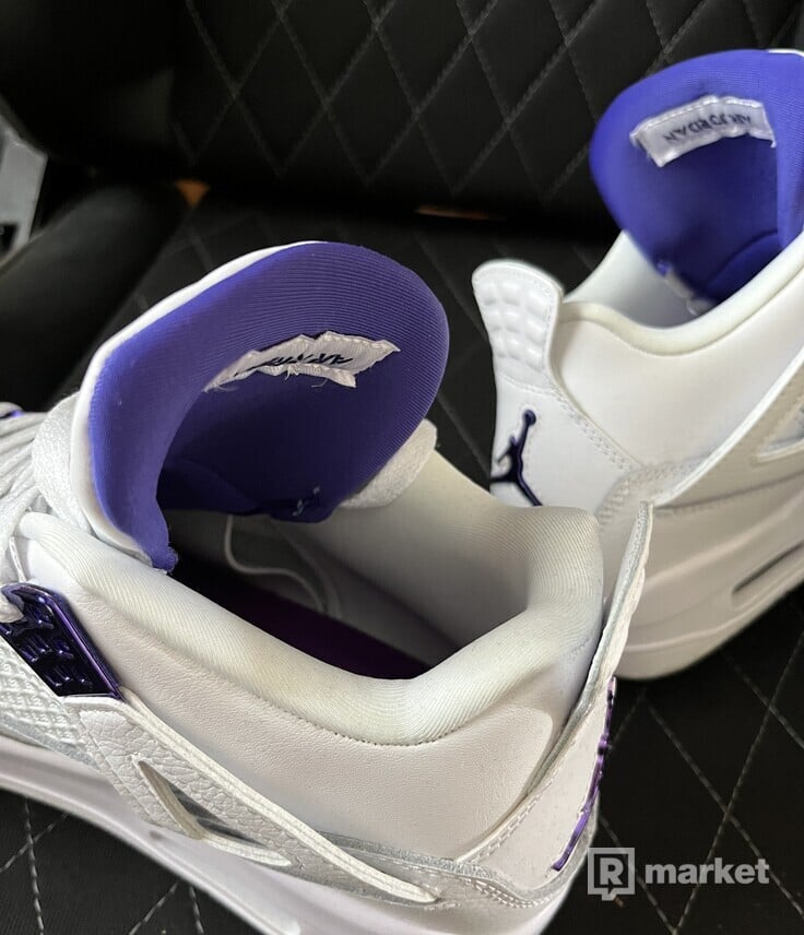 Air Jordan 4 Retro "Metallic Pack - Purple