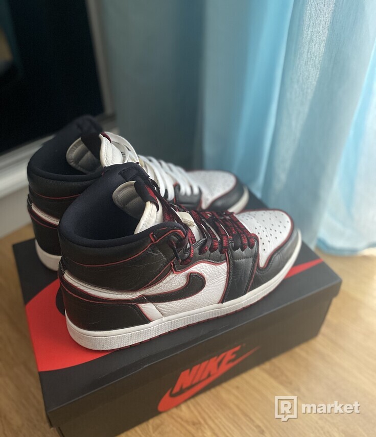 Nike Jordan 1 high Bloodline
