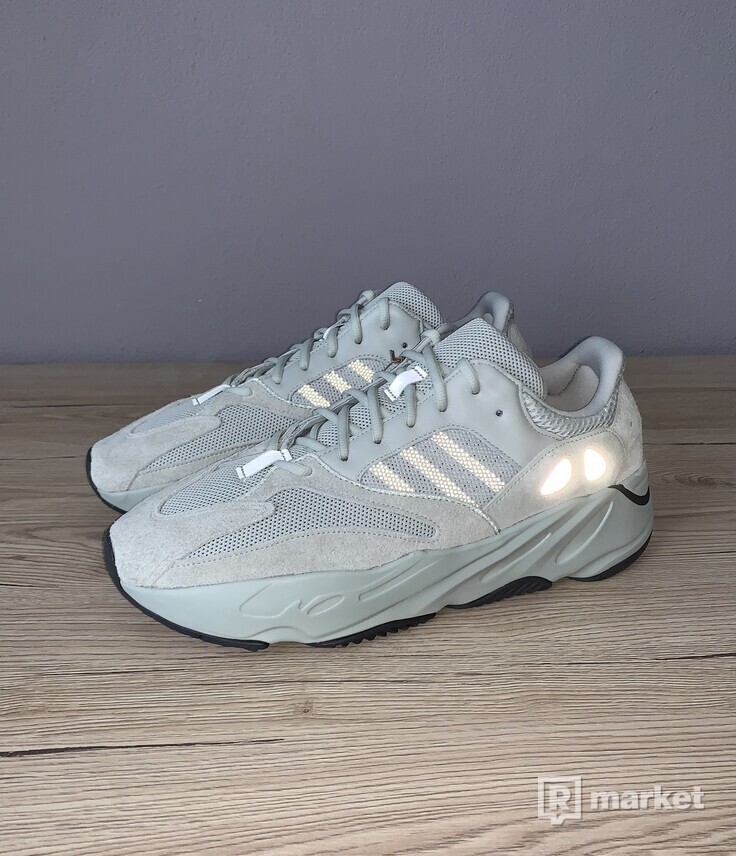 Adidas Yeezy Boost 700 Salt