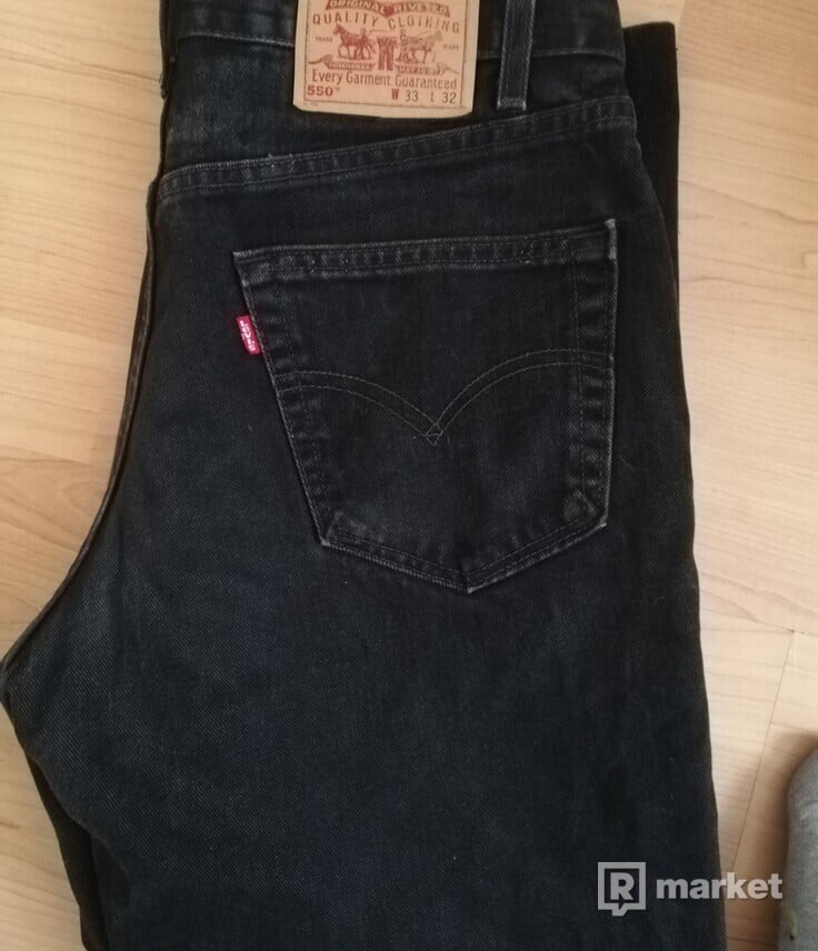 Levis jeans in black