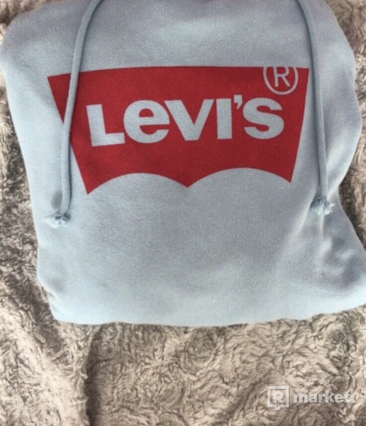 Levi’s womam hoodie