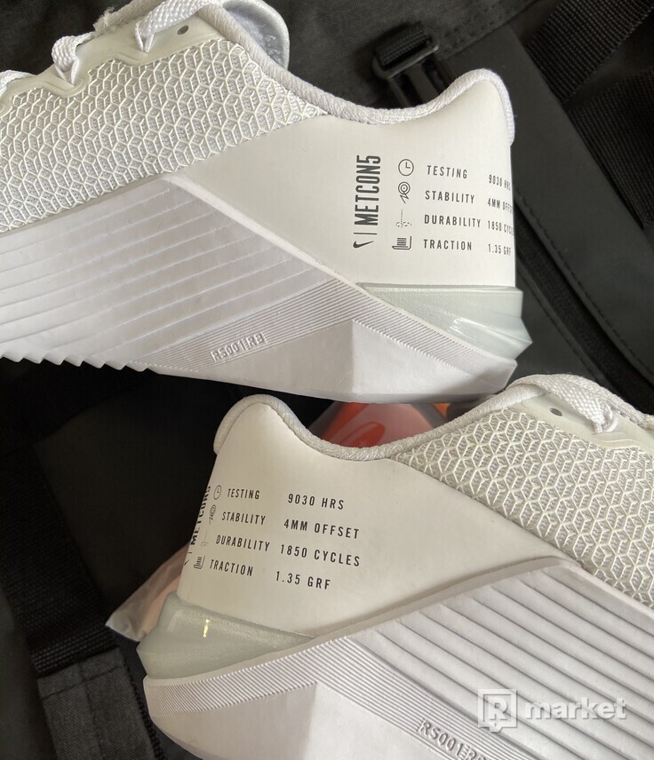 Nike Metcon 5 All White