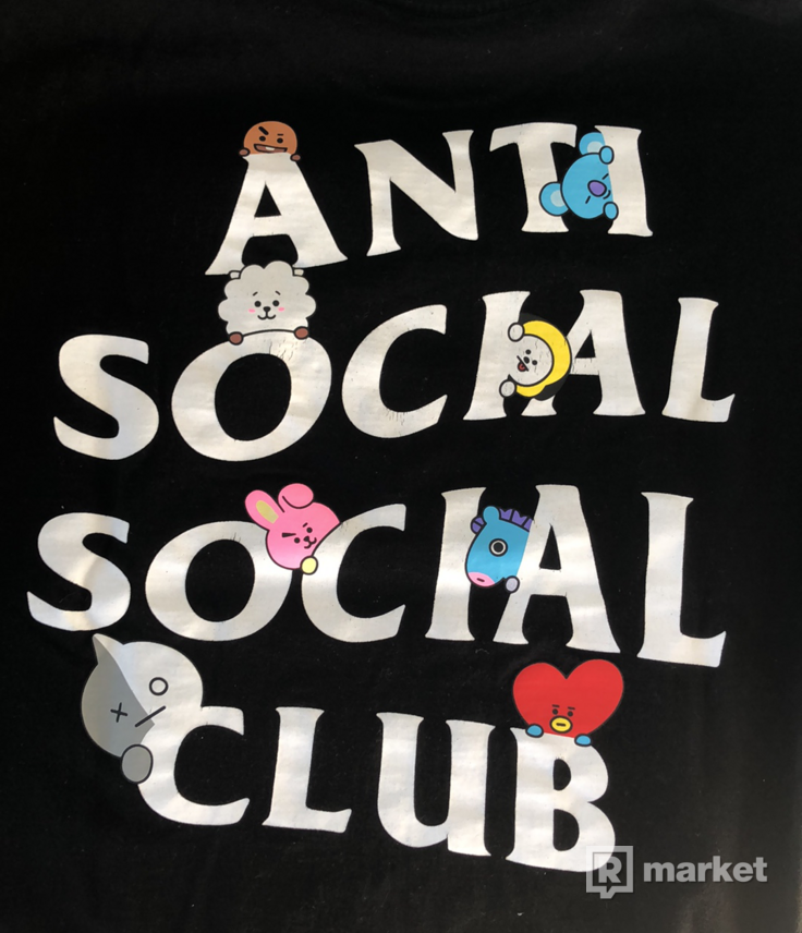 ASSC- BTS BLACK REFRESHER Market