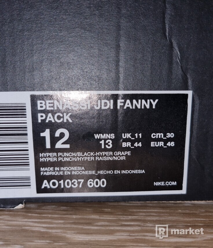 Nike Benassi Jdi fanny pack