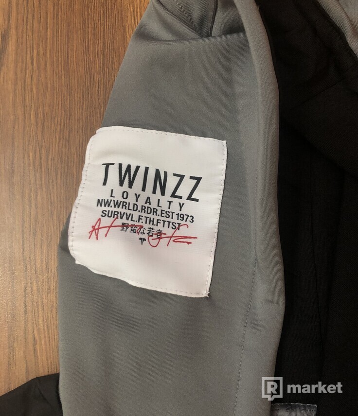 Twinzz Carlos hoodie gray
