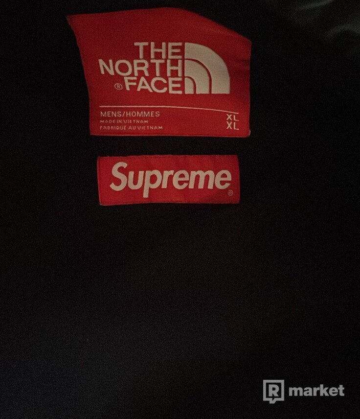 Supreme TNF S logo mountain jacket black