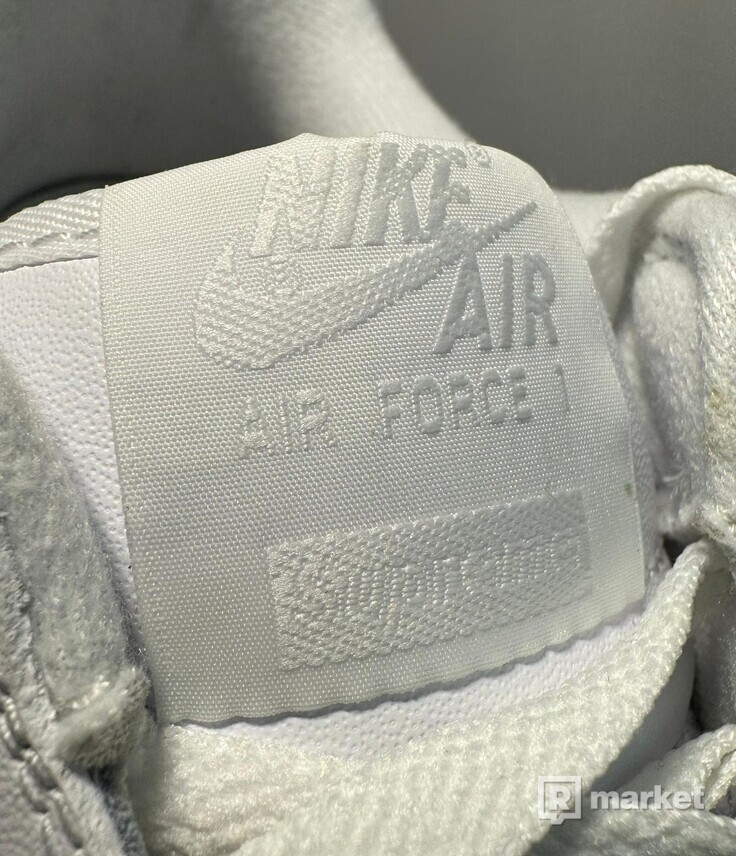 Nike x Supreme Airforce 1