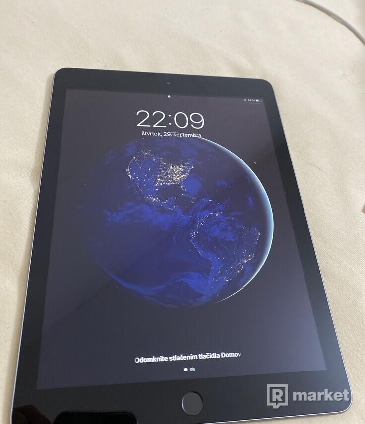 Apple iPadApple iPad 9.7 (2018) Wi-Fi 32GB Space Gray