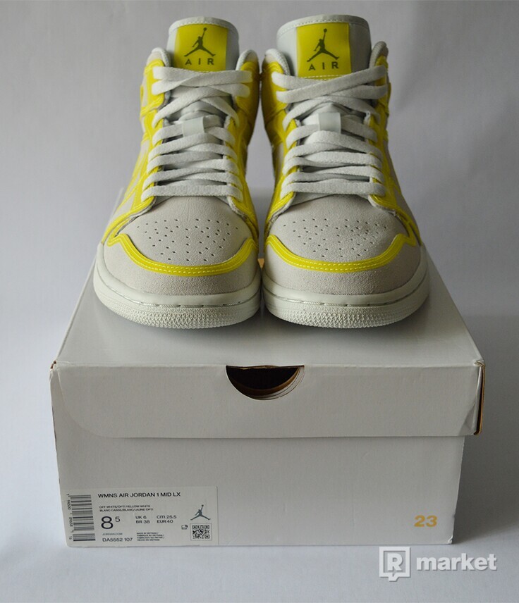Nike Air Jordan 1 Opti Yellow