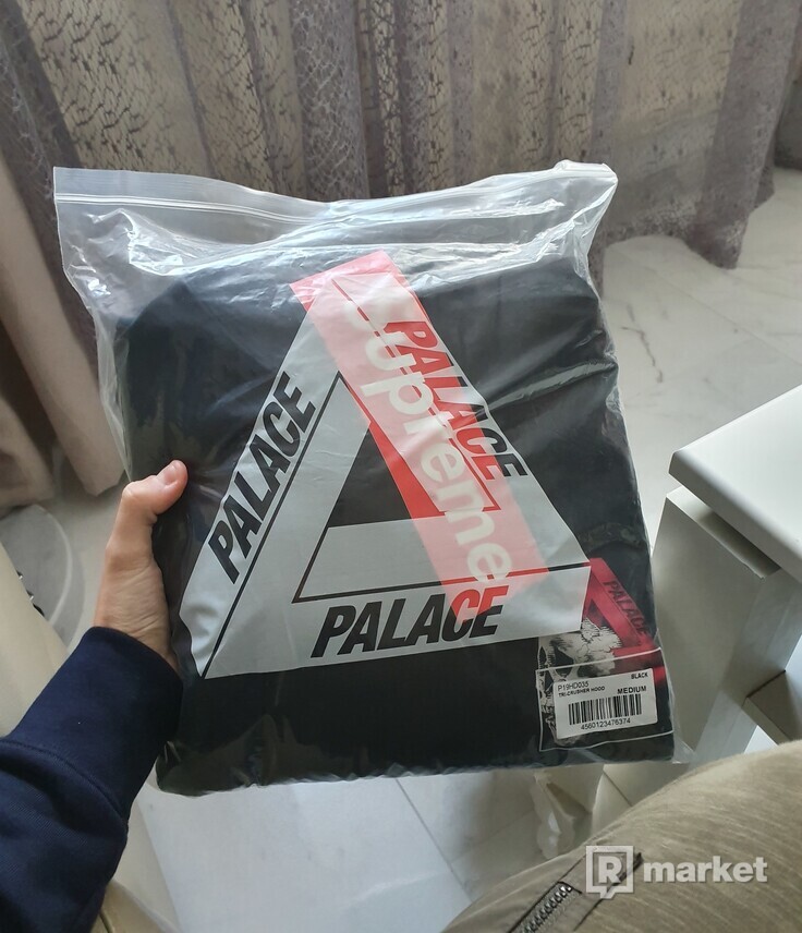 Palace "Tri-Crusher Hooded"