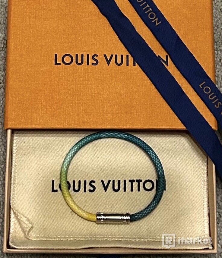 Louis Vuitton Keep it Silvery Green Yellow Light green Dark green