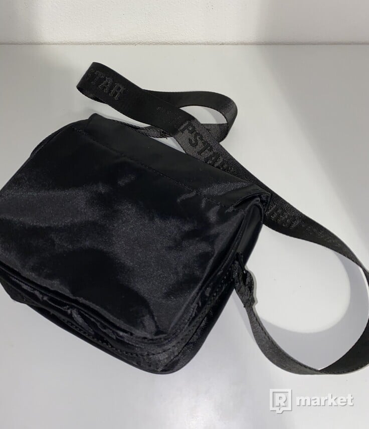 Trapstar shoulde bag black