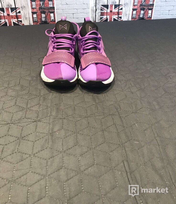 Nike P.G Bright Violet