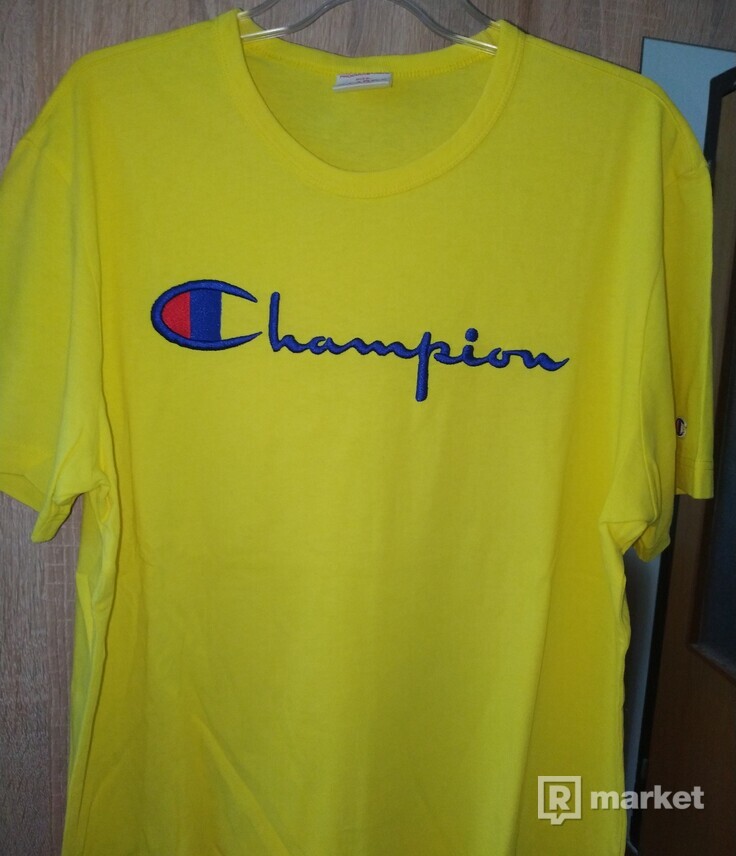 Champion yellow tee
