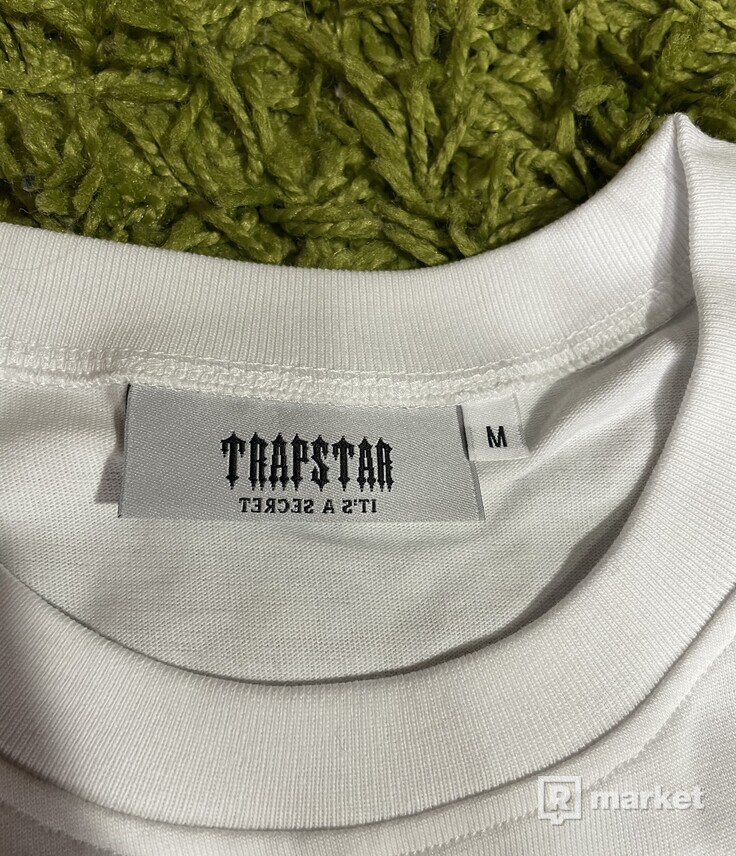 Trapstar IRONGATE ARCH CHENILLE TEE-WHITE/RED