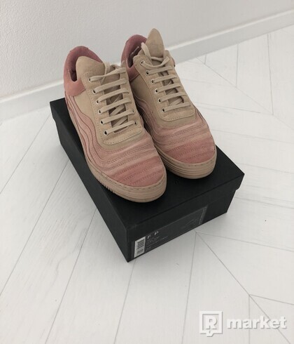 FILLING PIECES LOW TOP SNEAKERS: WAVY NUDE