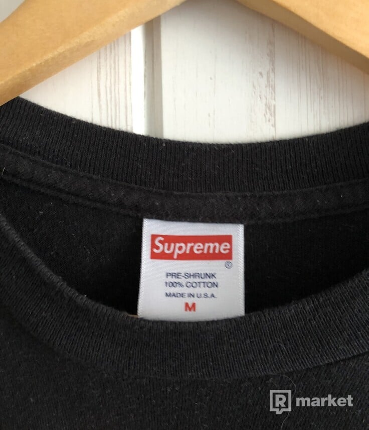 Supreme  longsleeve faces steal!