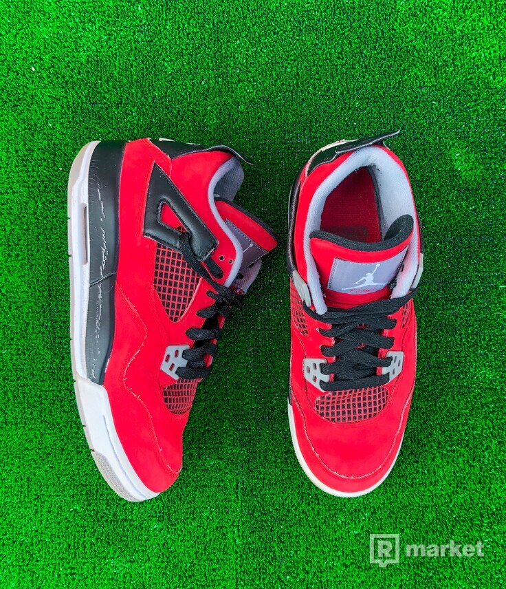Nike Air Jordan 4 Toro Bravo
