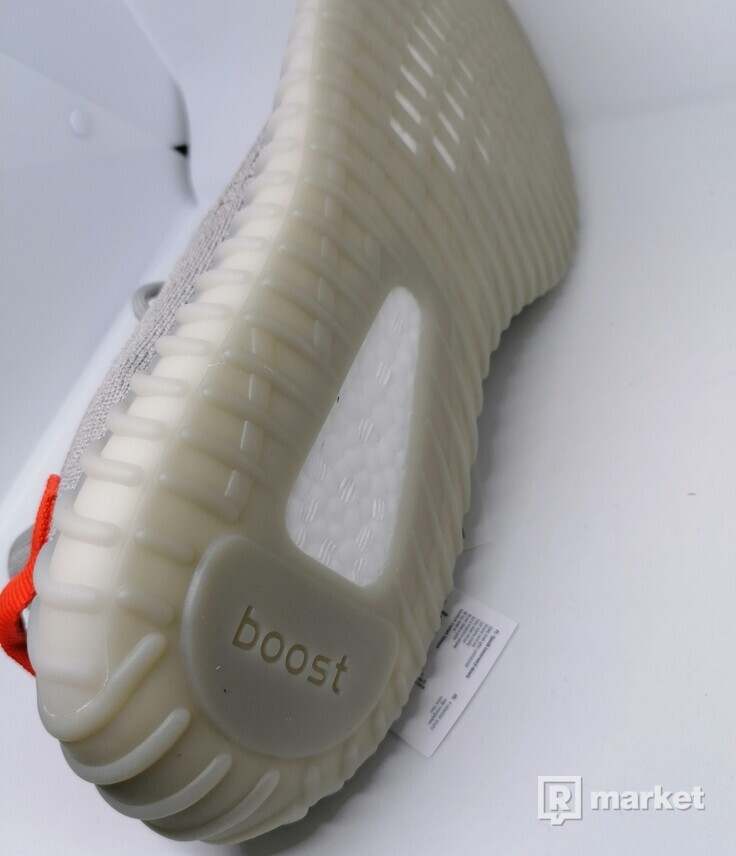 adidas Yeezy Boost 350 V2 Tail Light