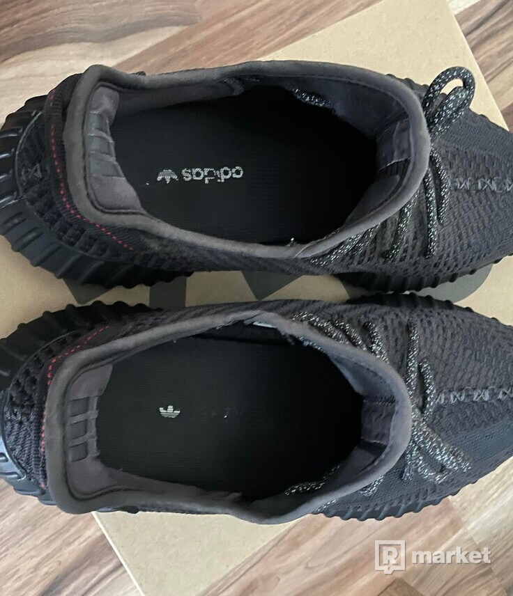 Adidas Yeezy 350 V2 Black non-reflective 45 1/3