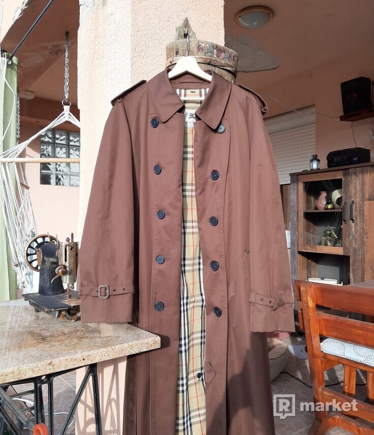 Vintage Burberry Trench Coat (brown)