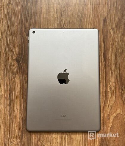 iPad 6th Gen 64GB Silver + Apple pencil