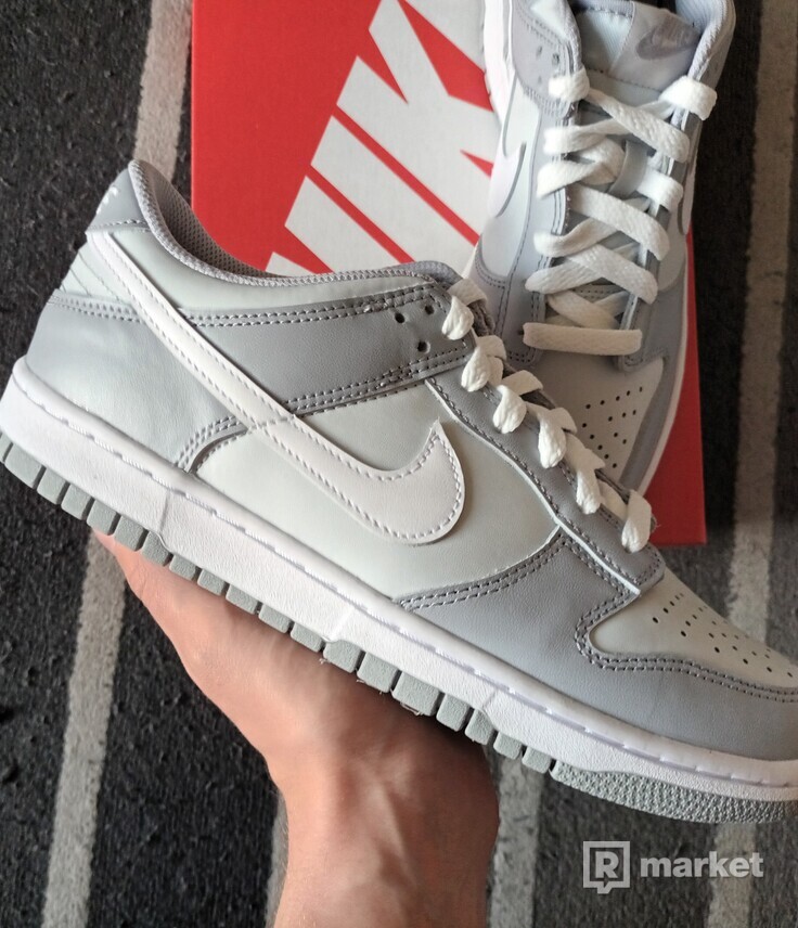 Nike dunk low two-toned grey GS