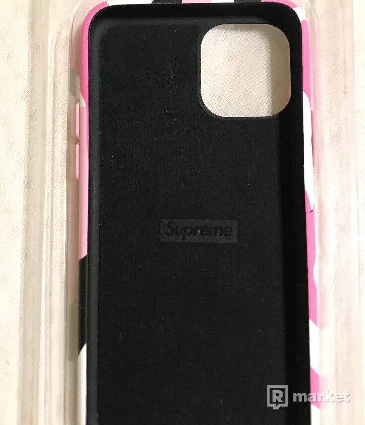 Supreme 11 pro iPhone camo (pink) case