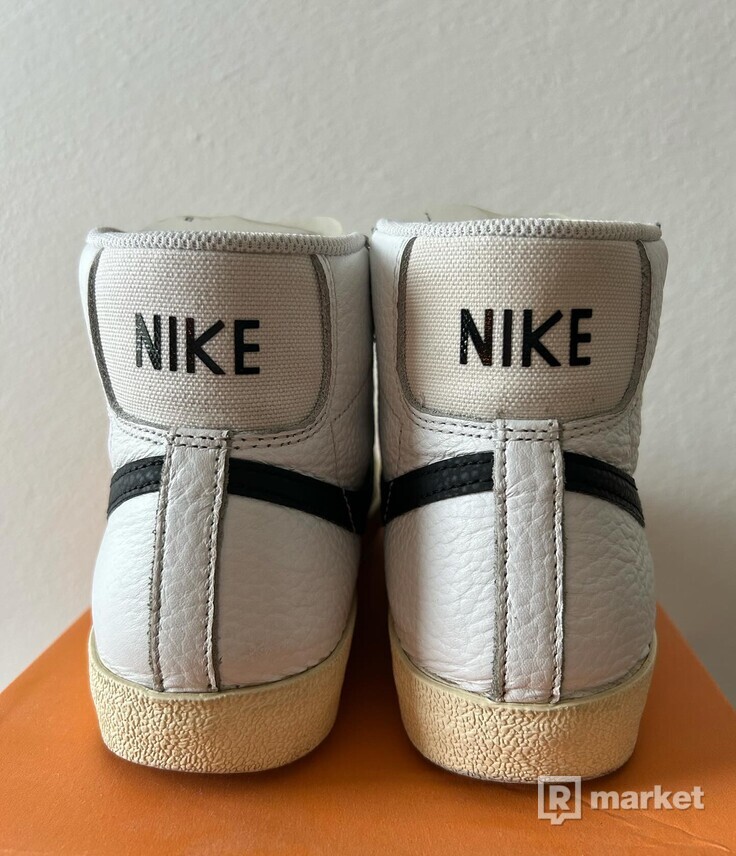Nike Blazer Mid’77