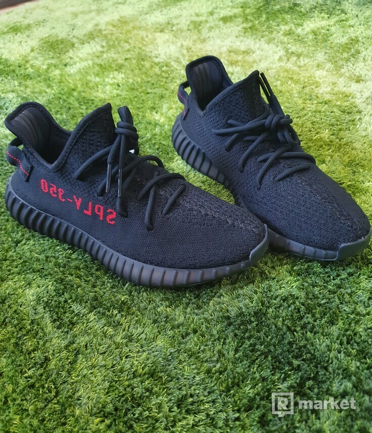 Yeezy boost 350 BRED