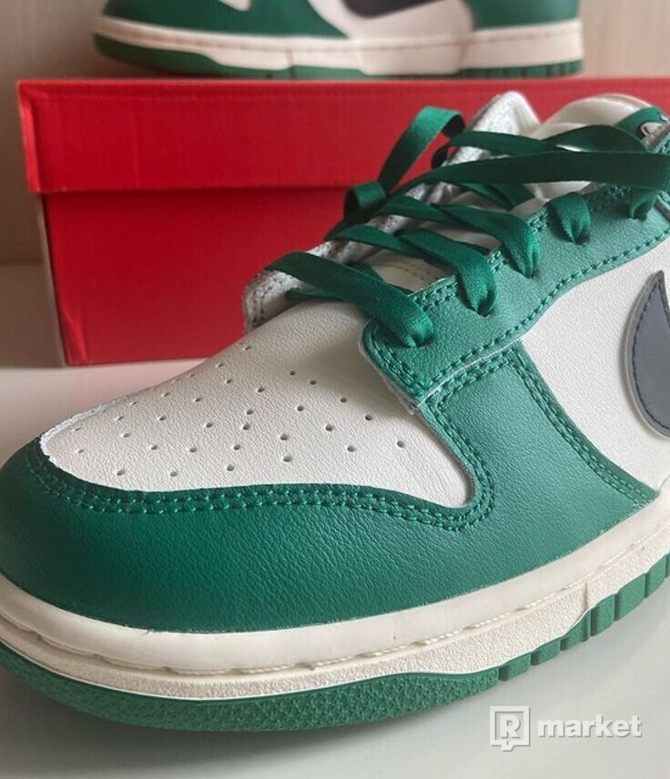 Nike Dunk Low "Lottery Pack Malachite Green"