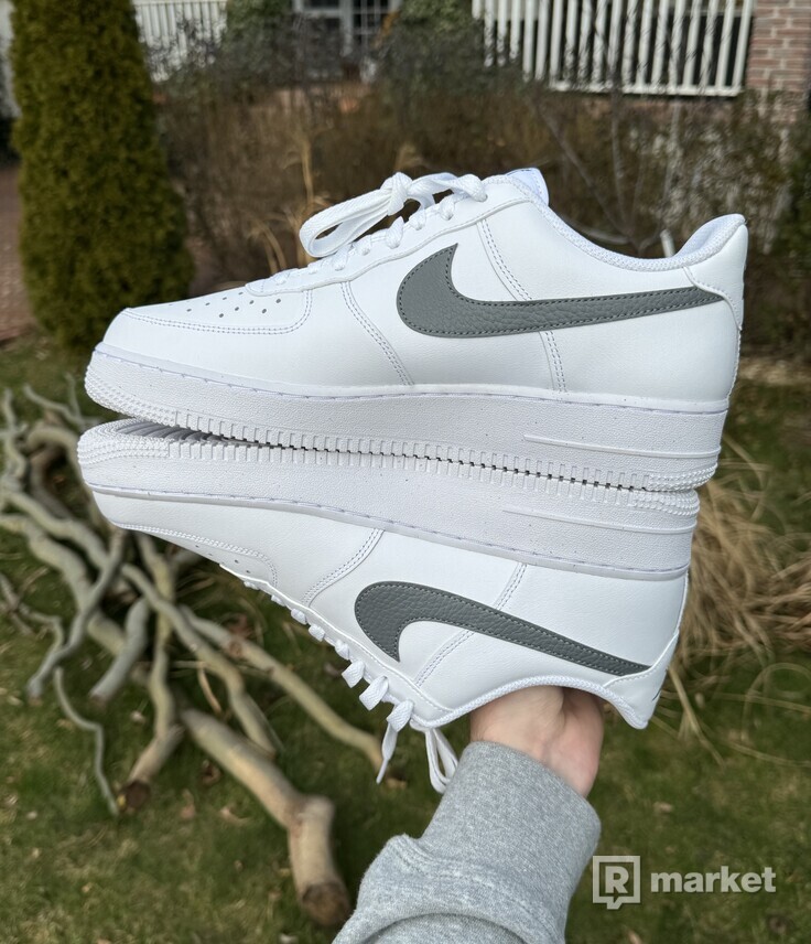 Nike Air Force One Spray Paint Swoosh