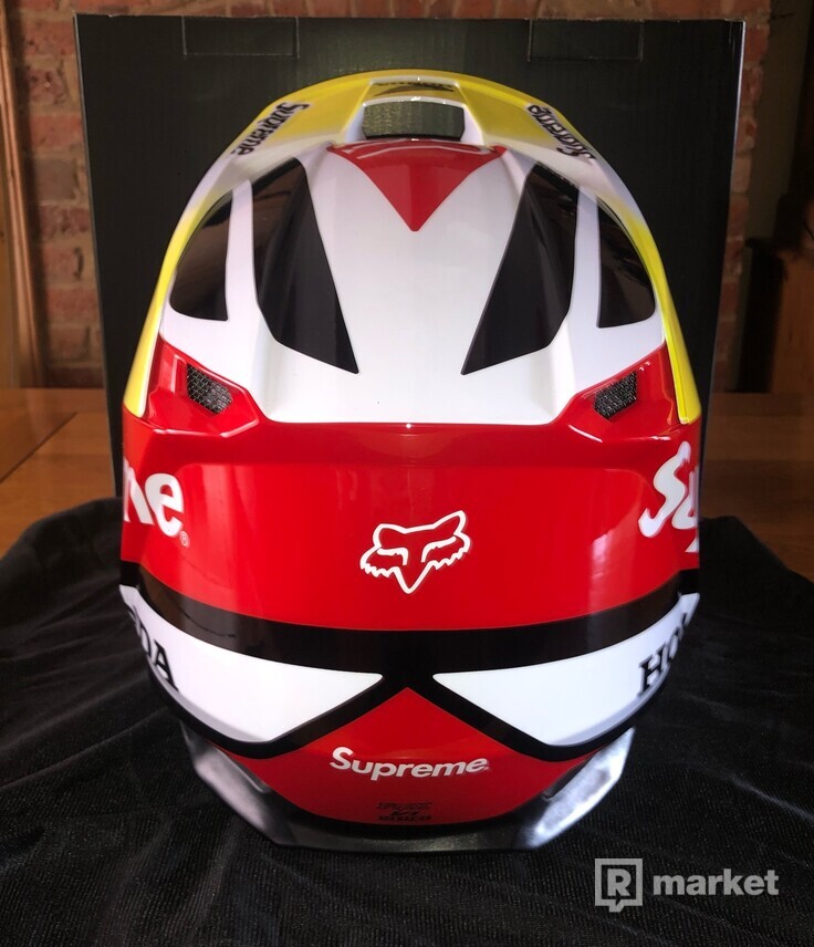 Supreme Honda Fox Racing V1 Helmet