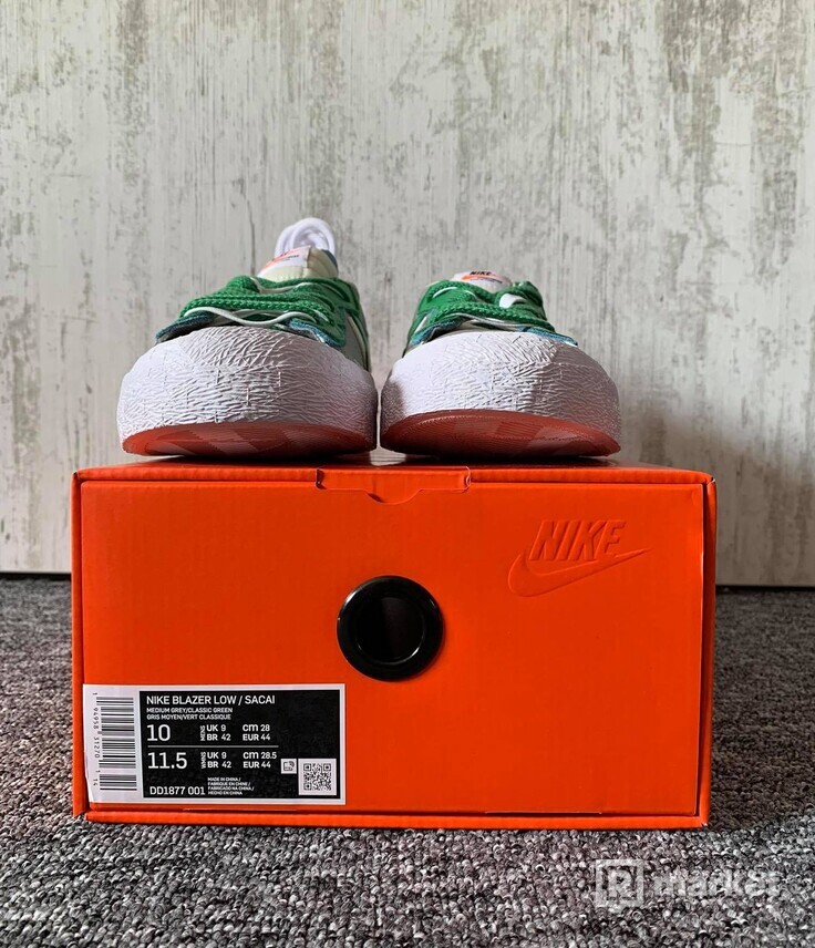 Nike Blazer Low sacai Medium Grey Classic Green (US 10)