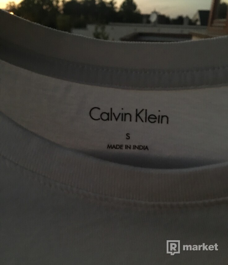 Calvin Klein Tee