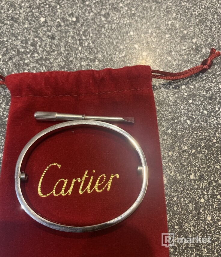 Cartier naramok