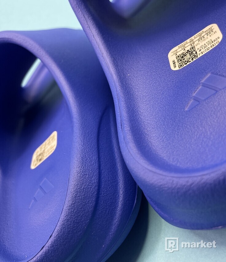 Adidas Yeezy Slides Azure