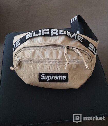 Supreme waist bag SS 2018