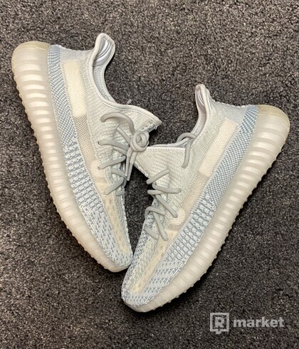 Adidas Yeezy Boost 350 V2 ,,Cloud White”