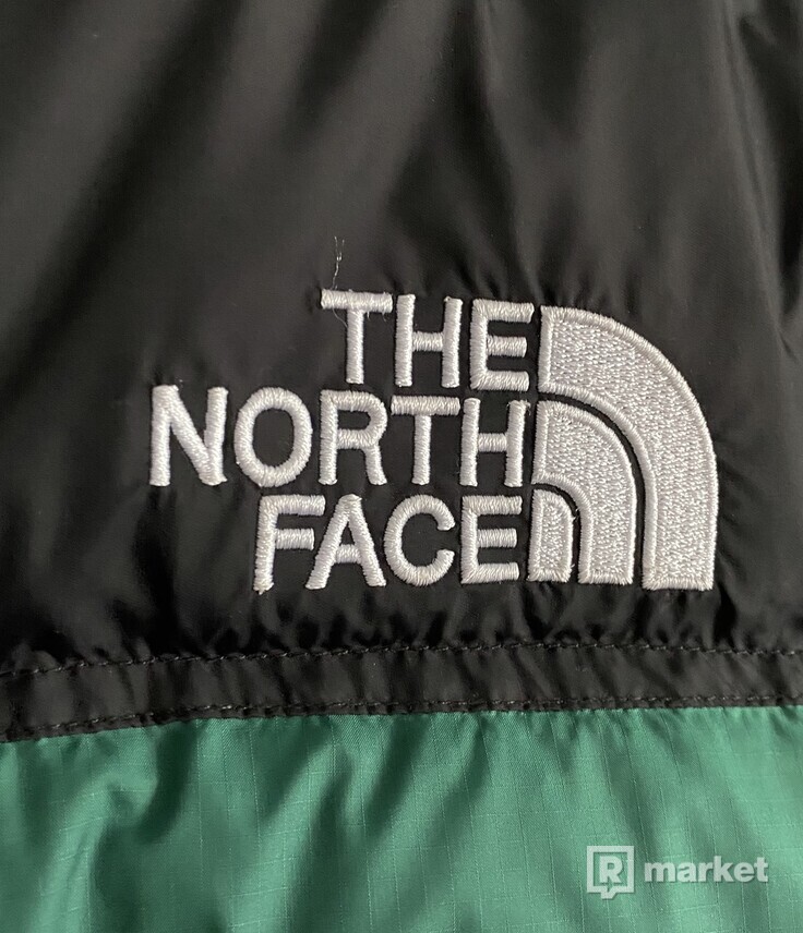 The North Face nuptse 1996
