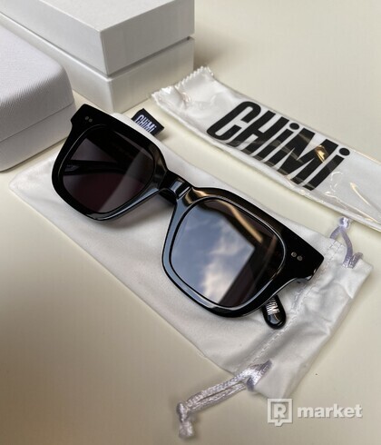 Chimi #004 Berry sunglasses
