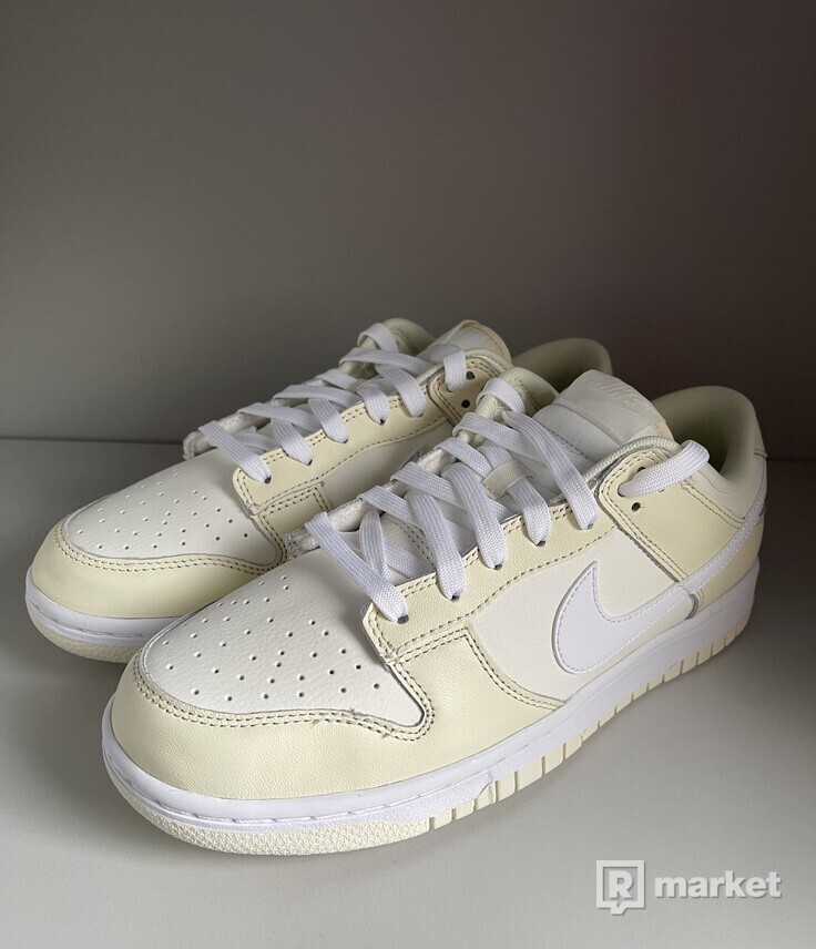 Nike Dunk Low Coconut 42